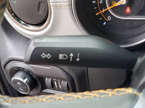 Certified 2021 Jeep Gladiator Overland image 16