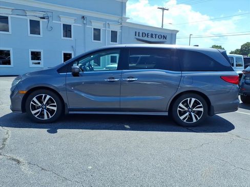 Used 2018 Honda Odyssey Elite image 4