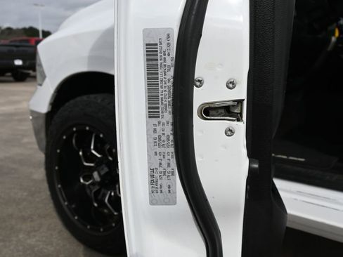 Used 2019 RAM 1500 Lone Star image 25