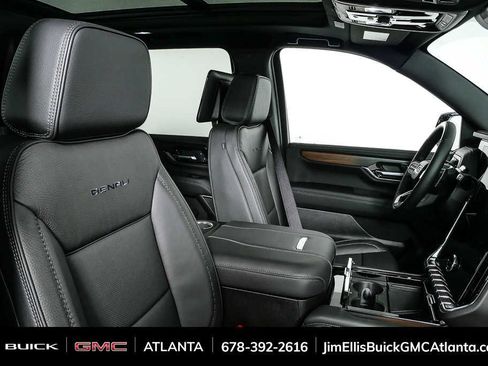New 2026 GMC Yukon XL Denali w/ Denali Reserve Package AWD/4WD image 23