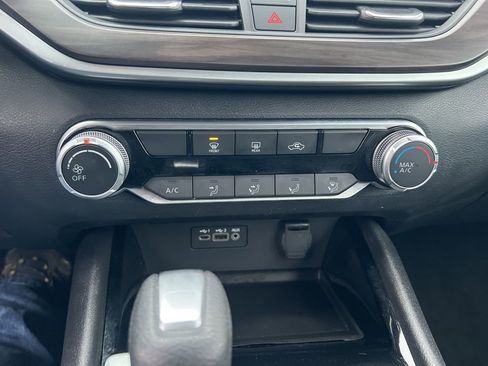 Certified 2024 Nissan Altima 2.5 SV image 51