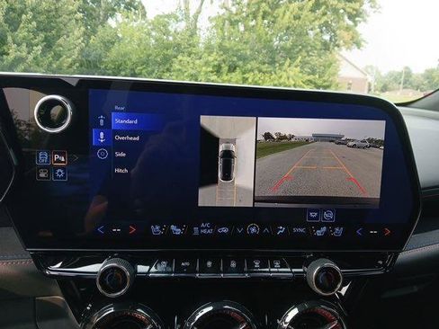 New 2025 Chevrolet Blazer EV RS image 16