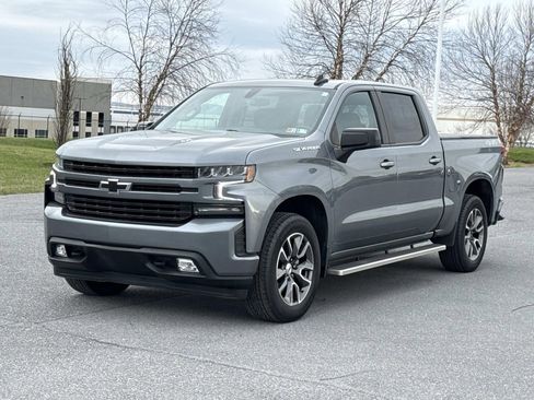 Used 2021 Chevrolet Silverado 1500 RST w/ Convenience Package II AWD/4WD image 28