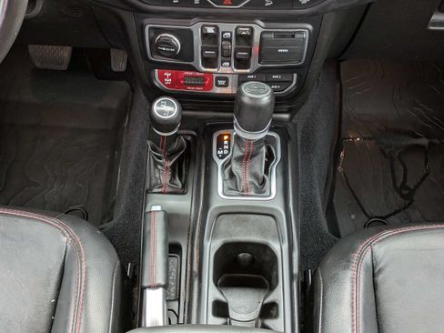 Used 2019 Jeep Wrangler Unlimited Rubicon AWD/4WD image 19