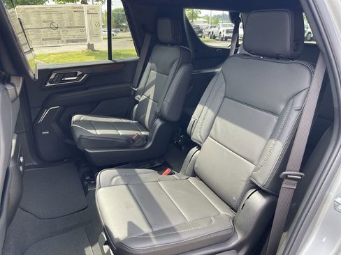 New 2026 GMC Yukon Denali w/ Denali Reserve Package AWD/4WD image 26