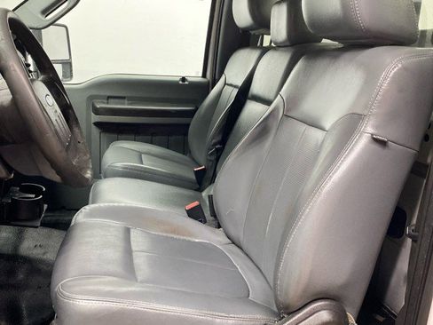 Used 2015 Ford F550 2WD Regular Cab Super Duty image 24