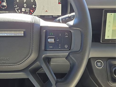 Used 2024 Land Rover Defender 110 X-Dynamic SE image 20