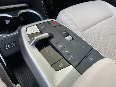 Certified 2025 BMW X1 xDrive28i w/ Convenience Package image 20