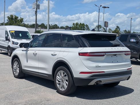 Used 2022 Lincoln Corsair FWD image 6