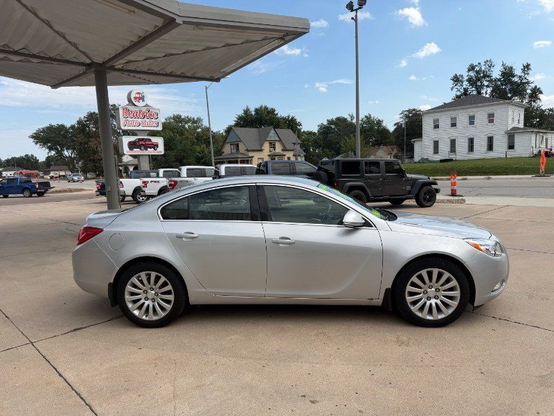 Used 2012 Buick Regal Leather FWD image 19