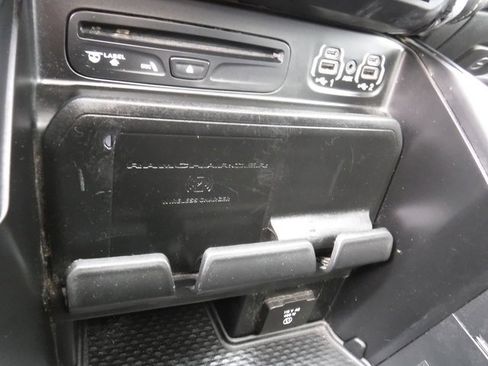 Used 2019 RAM 1500 Limited image 34