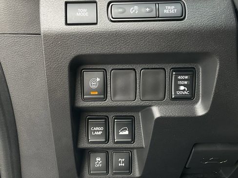 Used 2024 Nissan Frontier PRO-4X w/ Pro Convenience Package image 32