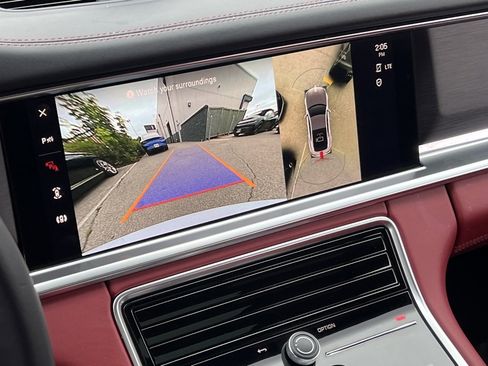 Used 2023 Porsche Panamera 4 Platinum Edition w/ Assistance Package image 29