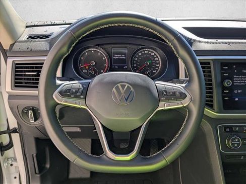 Used 2021 Volkswagen Atlas SE image 15