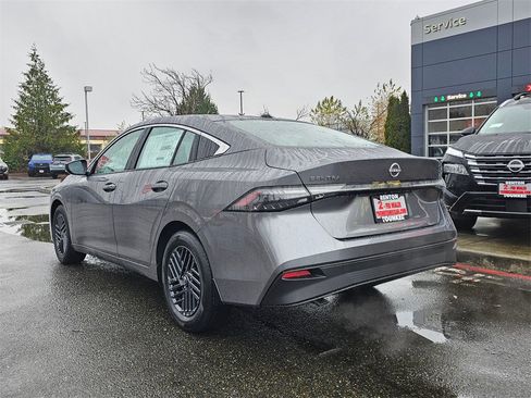 New 2026 Nissan Sentra SV image 7
