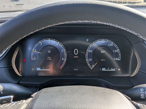 New 2025 Jeep Grand Cherokee Laredo X w/ Luxury Tech Group I image 18