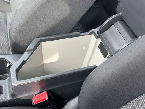 Used 2019 Volkswagen Jetta S image 36