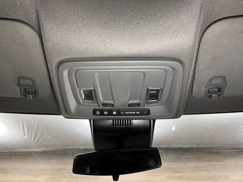 Used 2023 Chevrolet Silverado 1500 RST w/ Z71 Off-Road Package AWD/4WD image 16