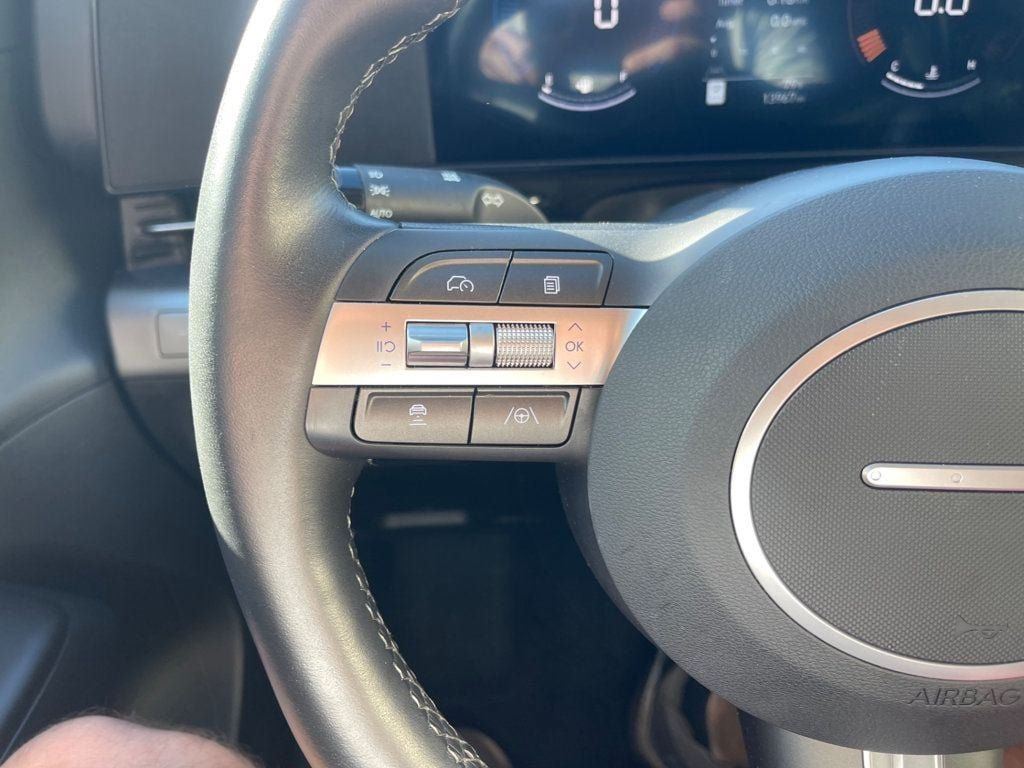 Used 2026 Hyundai Kona SEL Sport FWD image 16