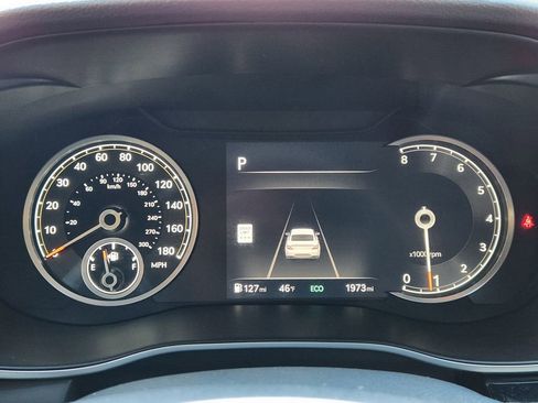 Used 2024 Genesis G70 3.3T Advanced image 13