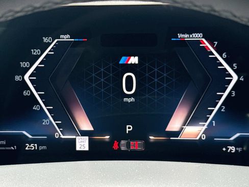 New 2026 BMW X7 xDrive40i w/ Executive Package AWD/4WD image 25