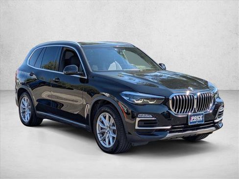 Used 2021 BMW X5 xDrive45e image 3