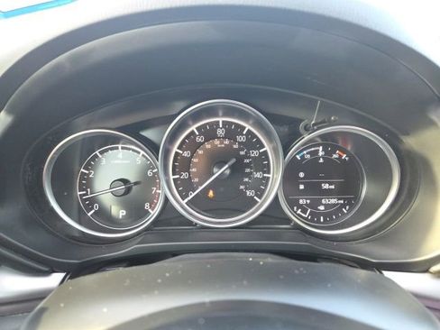 Used 2020 MAZDA CX-5 Touring image 3