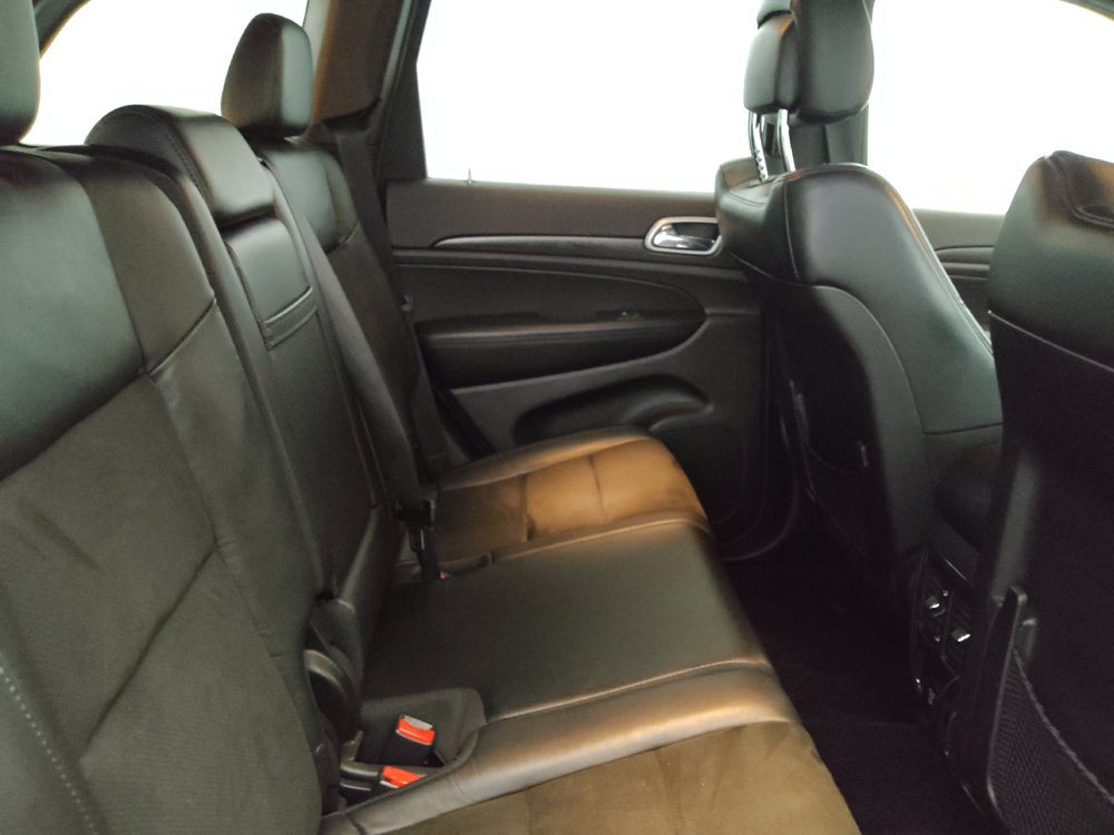 Used 2018 Jeep Grand Cherokee Altitude AWD/4WD image 19