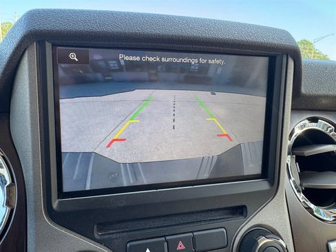 Used 2014 Ford F250 Lariat w/ Chrome Package image 9