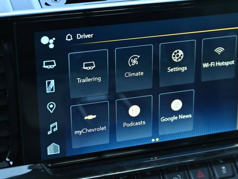 Used 2022 Chevrolet Silverado 1500 ZR2 w/ Technology Package image 18