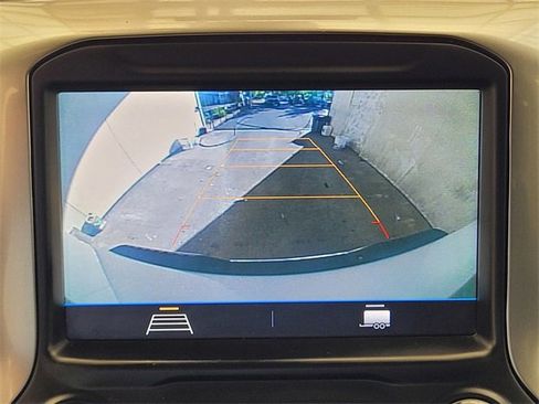 Used 2020 Chevrolet Silverado 2500 LT w/ Z71 Off-Road Package image 13