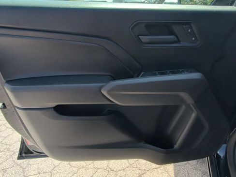Used 2023 Chevrolet Colorado Trail Boss w/ Technology Package AWD/4WD image 23