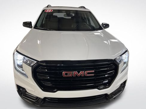Certified 2023 GMC Terrain SLT w/ Elevation Edition image 8