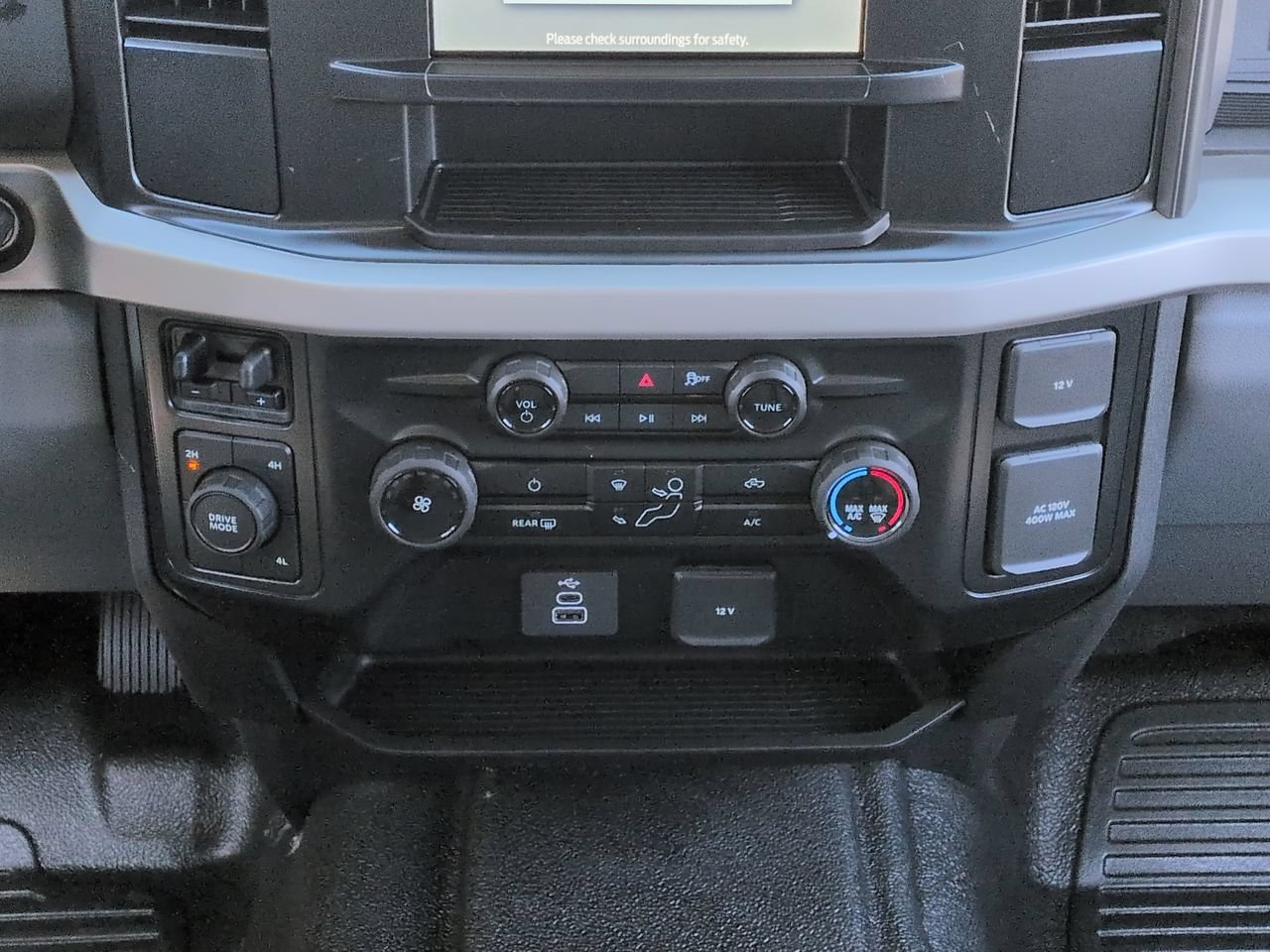 New 2027 Ford F550 4x4 Crew Cab image 18