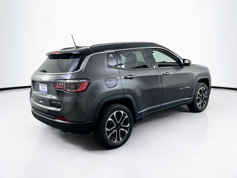 Used 2022 Jeep Compass Limited AWD/4WD image 5