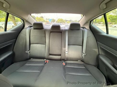 Used 2022 Nissan Altima 2.5 S FWD image 15