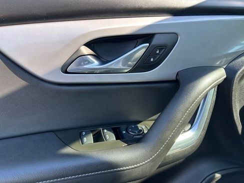 Used 2024 Chevrolet Blazer LT image 18