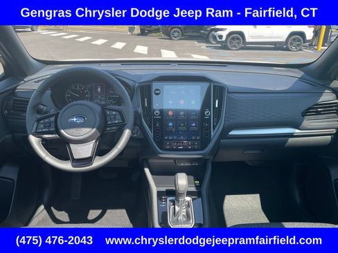 Used 2025 Subaru Forester Premium AWD/4WD image 40