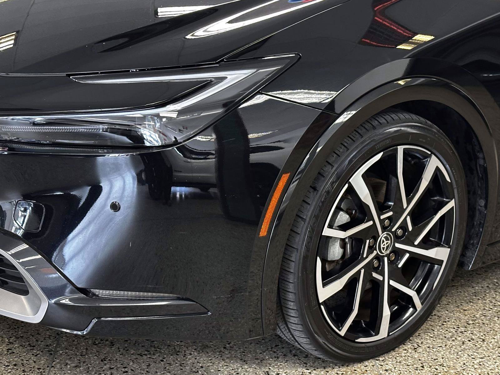 Certified 2024 Toyota Prius Prime FWD image 10