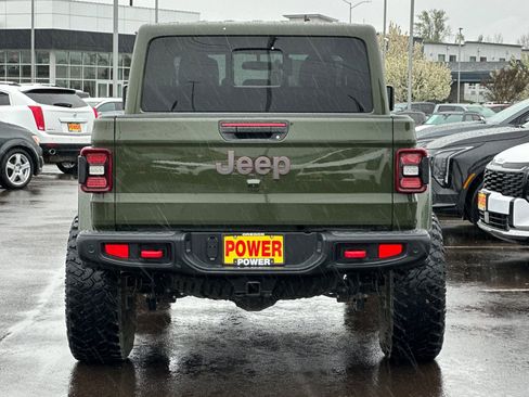 Used 2021 Jeep Gladiator Rubicon w/ Cold Weather Group AWD/4WD image 5