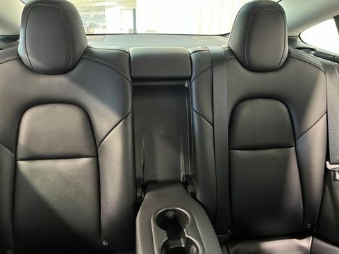 Used 2022 Tesla Model 3 Long Range AWD/4WD image 13