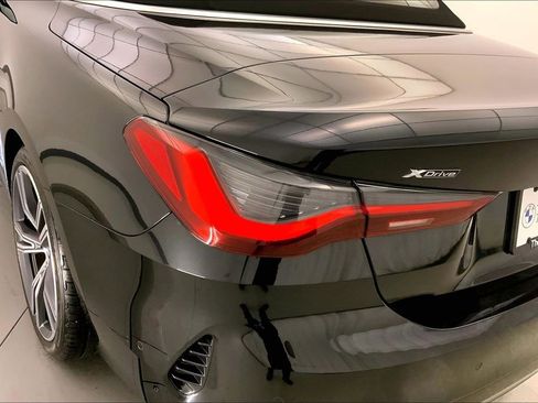 Certified 2024 BMW 430i xDrive Convertible w/ Premium Package image 28