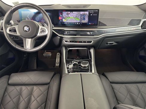 Used 2025 BMW X6 xDrive40i image 5