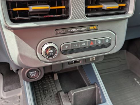Certified 2025 Ford Maverick Tremor AWD/4WD image 25