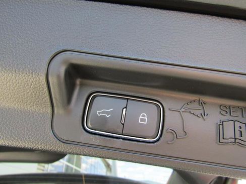 Used 2024 Ford Explorer XLT w/ Equipment Group 202A AWD/4WD image 14
