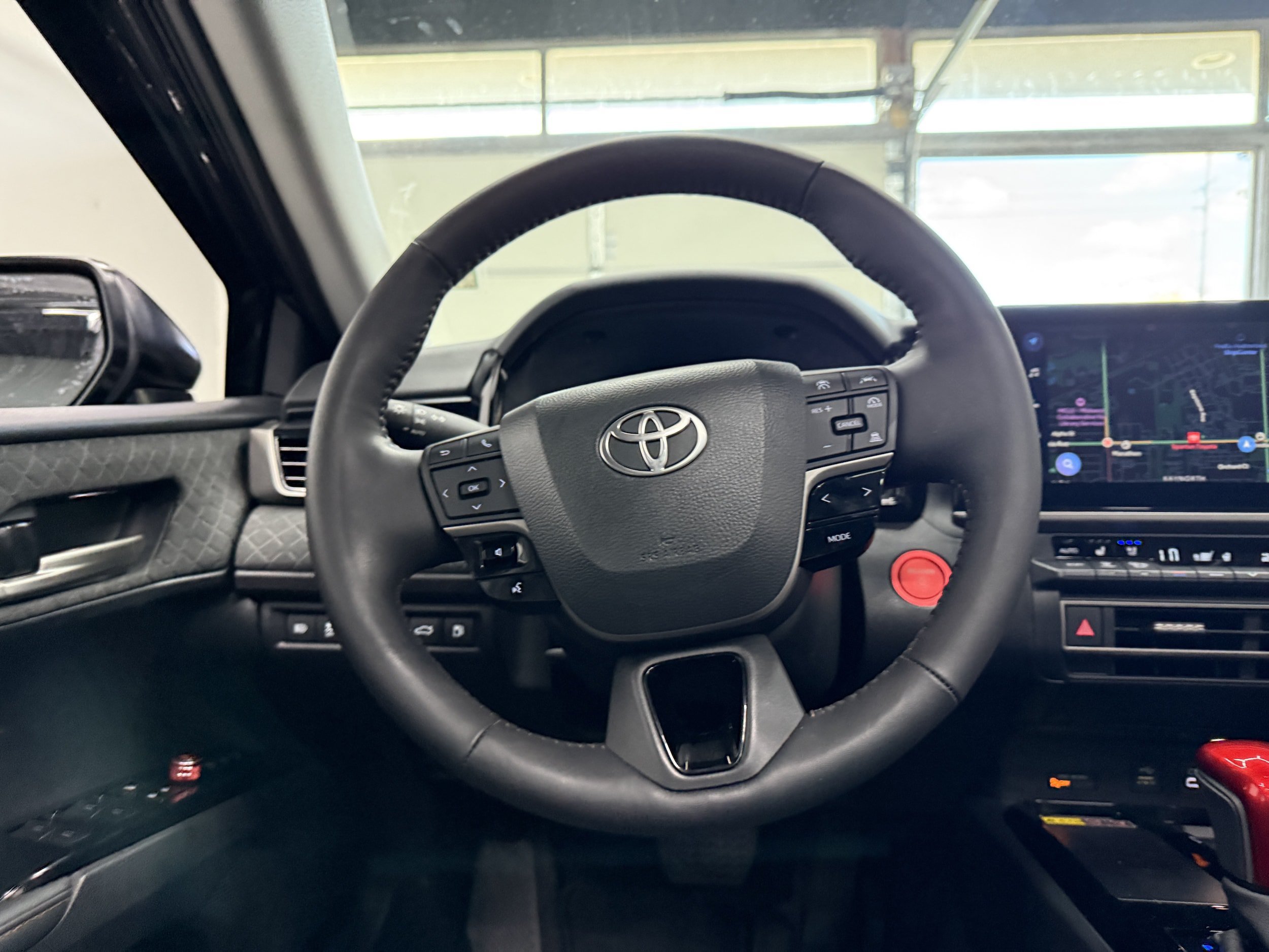 Used 2026 Toyota Camry XLE AWD/4WD image 12
