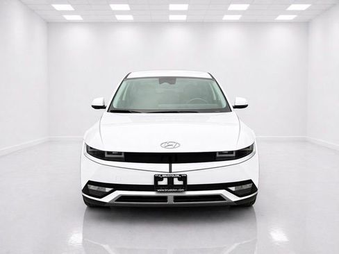 Used 2024 Hyundai Ioniq 5 SEL image 4