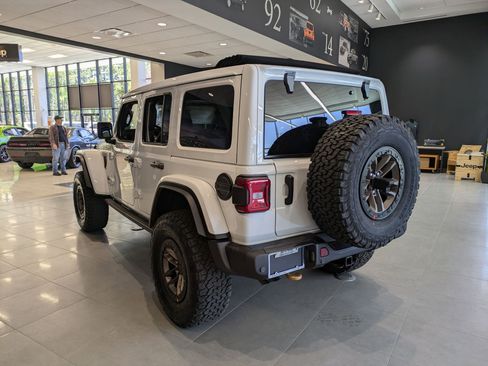 New 2025 Jeep Wrangler Unlimited Rubicon 392 image 7