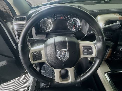 Used 2015 RAM 2500 Laramie w/ Convenience Group AWD/4WD image 10