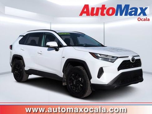 Used 2025 Toyota RAV4 XLE w/ Convenience Package FWD image 1